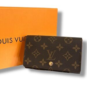 Luis Vuitton Porte-Monnaie Tresor Monogram Wallet RARE! Box & Dustbag Included